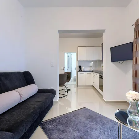 Amra 1 By Interhome