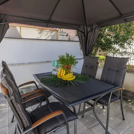 Amra 1 By Interhome Porec