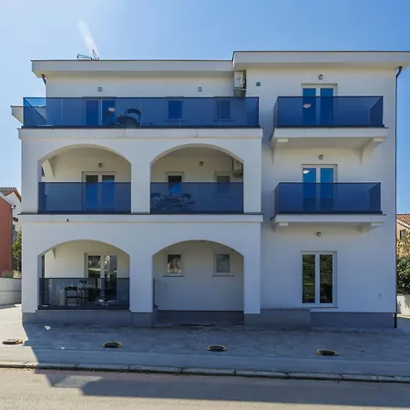 Amra 1 By Interhome Lejlighed