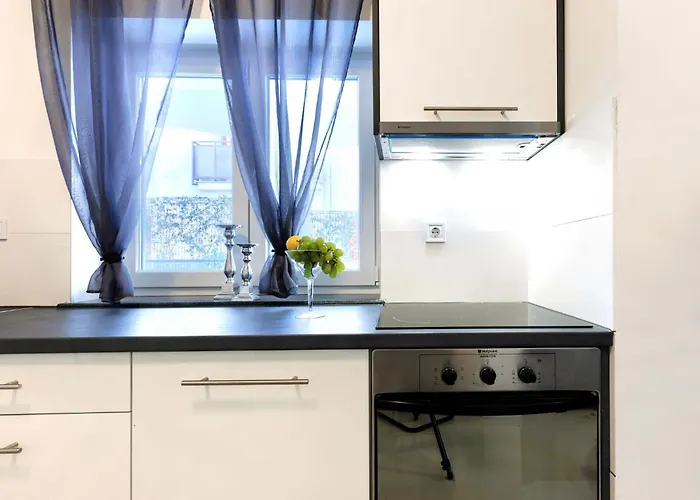 Amra 1 By Interhome Poreč